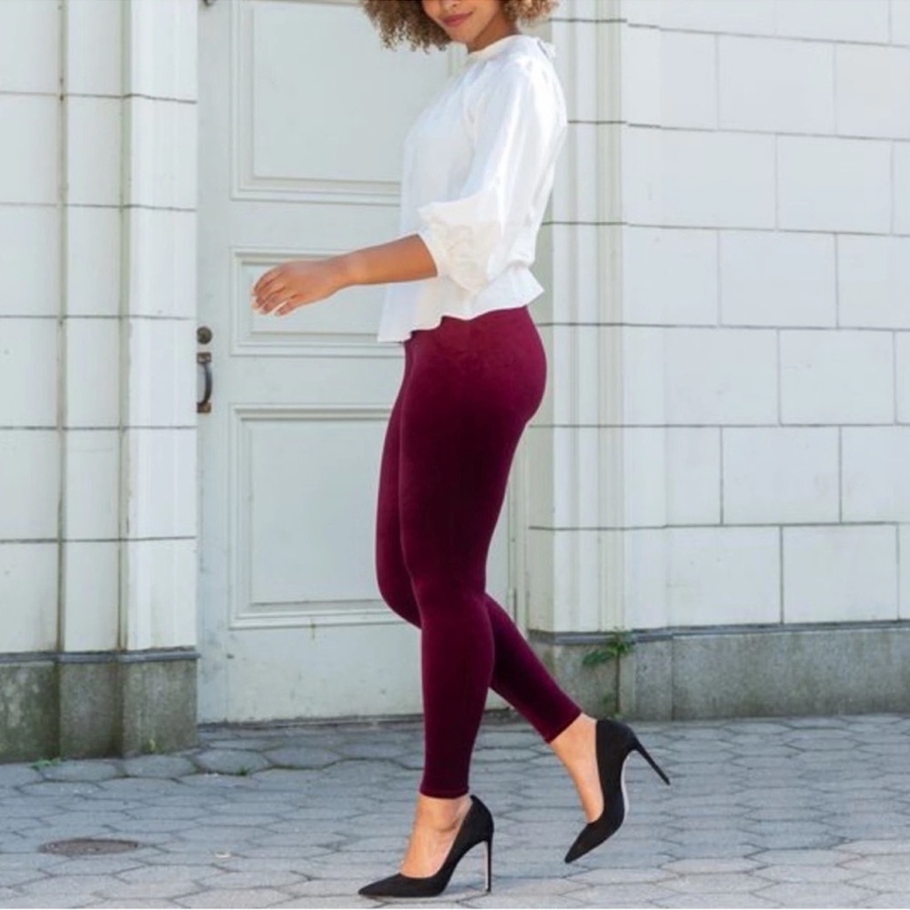 NWT SPANX Shiny Velvet High Waisted Slimming Leggings Rich Burgundy Sz Small